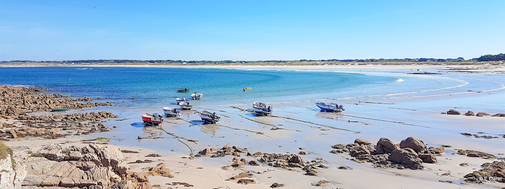 La plage de Penmarch aux alentours du camping Le Léhan en Bretagne