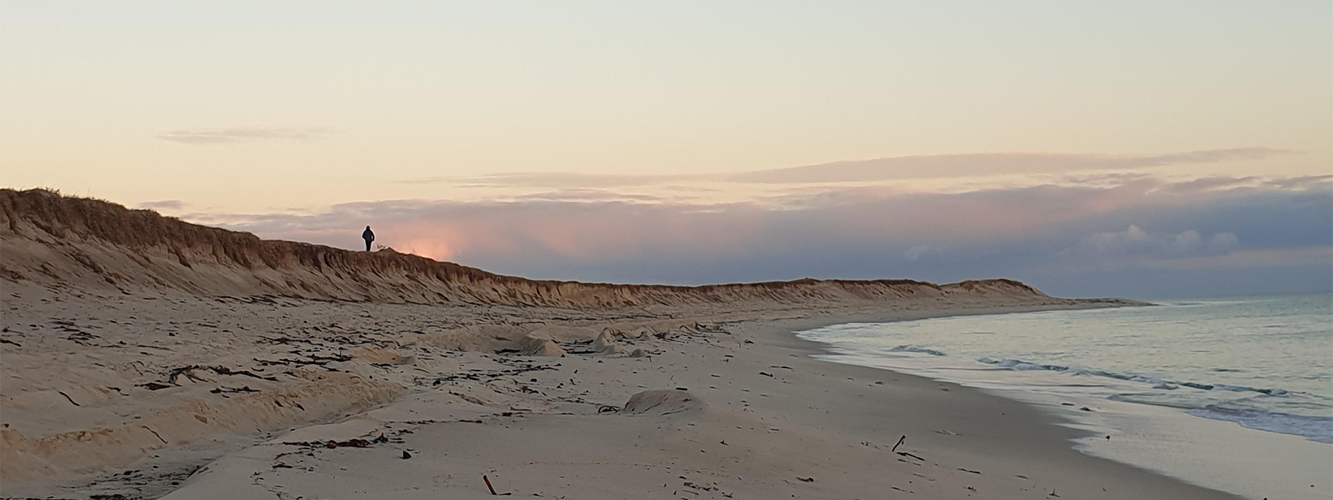 Skividan Beach in Treffiagat