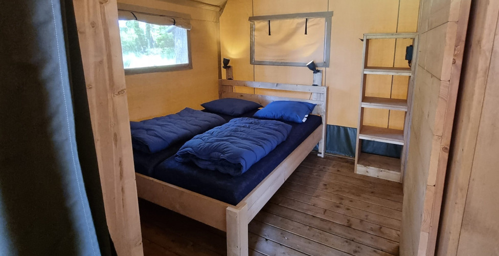 Woody 35 Lodge Tent, available for rent at Le Léhan campsite in Brittany, Finistère, by the sea